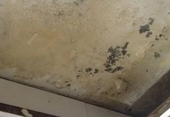 铁山阳台漏水维修公司分享下铁山卫生间渗水维修需要注意哪些问题。
